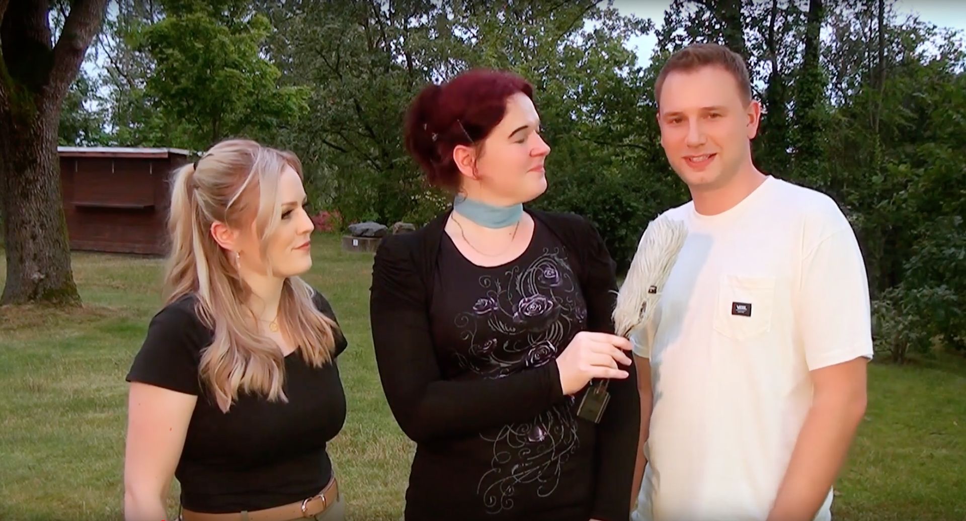 Dr. Sania Berg im Interview mit dem Gesangsduo "Zwei wie Eins"